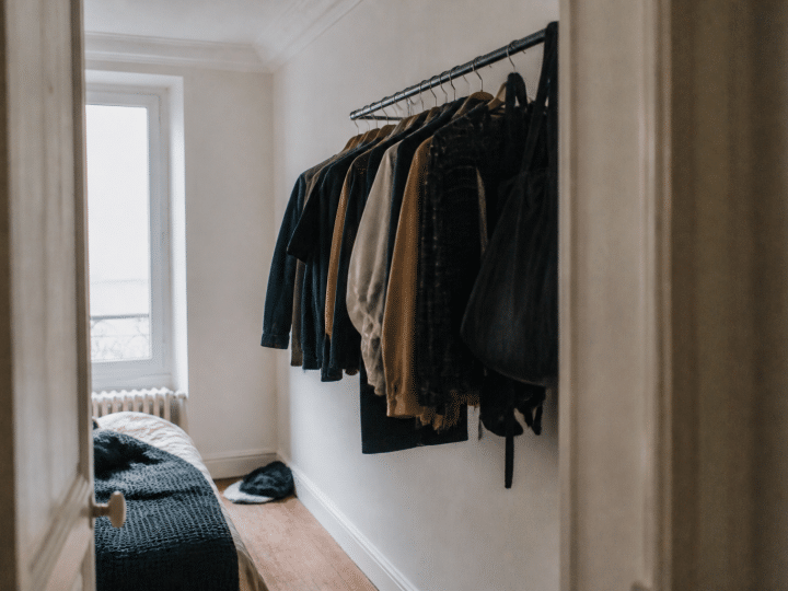 Comment aménager un dressing dans une chambre : nos conseils pratiques